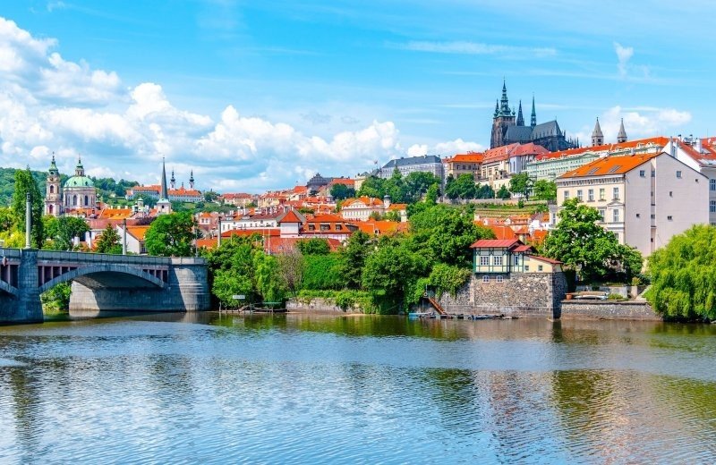 Christelijk vakantiepark beieren in duitsland bezienswaardigheden praag 01