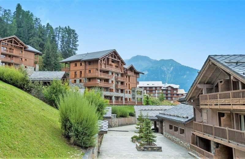 Christelijk vakantiepark franse alpen savoie buitenzijde 03