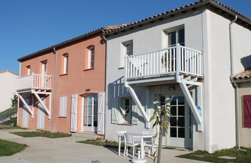 Christelijk vakantiepark zuid frankrijk pyreneeen 4 persoons vakantiehuis 00