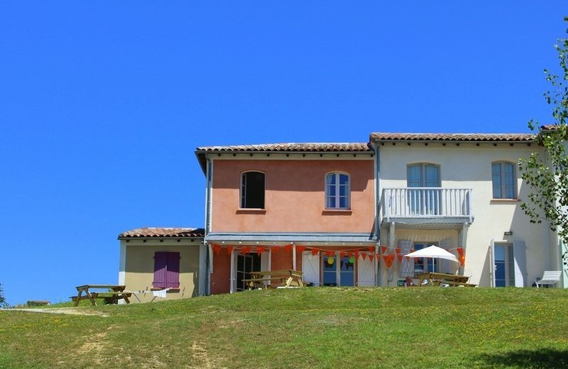 Christelijk vakantiepark zuid frankrijk pyreneeen 6 persoons vakantiehuis mindervaliden 00