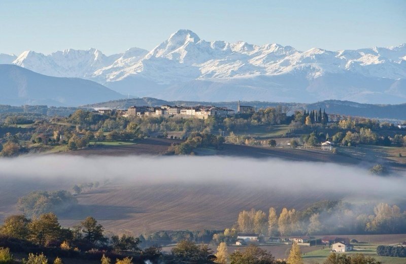 Christelijk vakantiepark zuid frankrijk pyreneeen vakanz omgeving 02