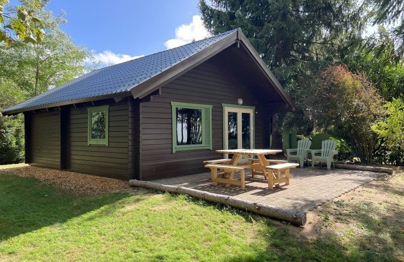 Christelijke camping frankrijk bourgogne bos chalet 01